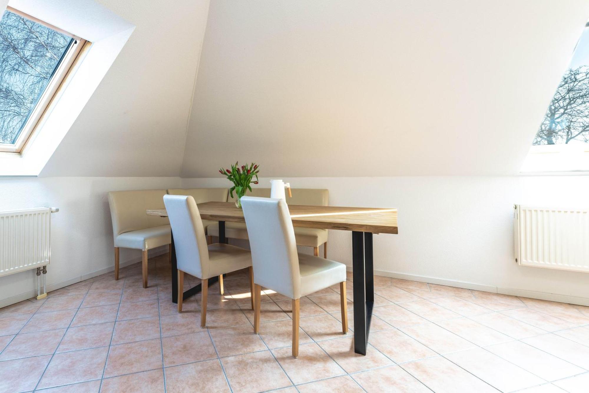 Bernsteinbad-Koserow-Haus-Fuenf-Elemente-Ferienwohnung-Raum Buitenkant foto